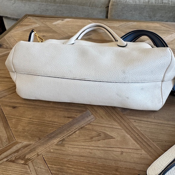 Prada Handbag Leather - Picture 9 of 10